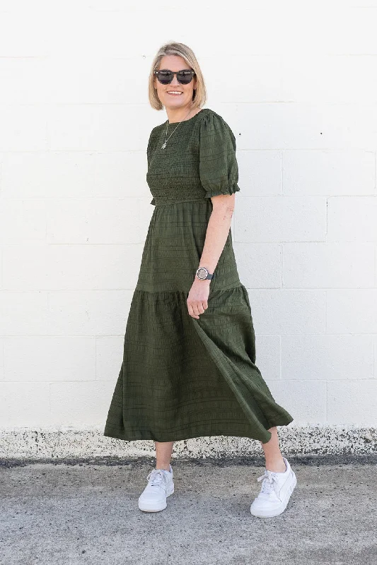 Khaki - Textured Short Sleeve Shirred Josephine Dress